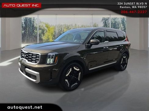 Used 2023 Kia Telluride S AWD/4WD image 1