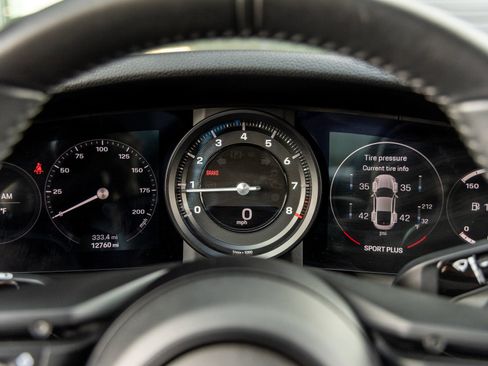 Certified 2024 Porsche 911 Carrera T RWD image 31