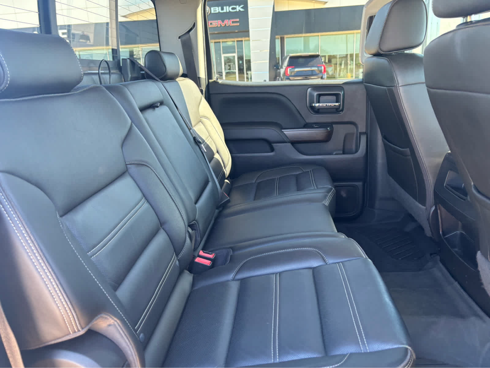 Used 2018 GMC Sierra 1500 Denali w/ Denali Ultimate Package AWD/4WD image 14
