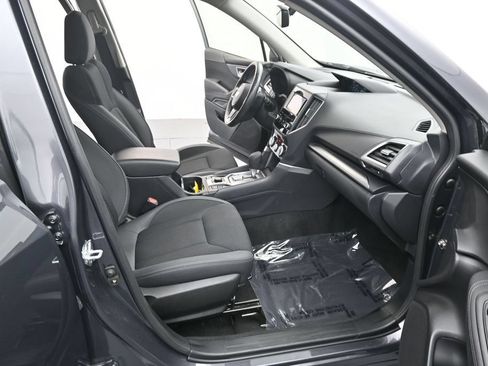 Used 2023 Subaru Forester Premium AWD/4WD image 25
