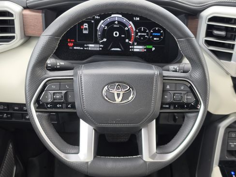 Used 2022 Toyota Tundra Capstone AWD/4WD image 17