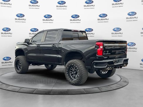 Used 2021 Chevrolet Silverado 1500 LT Trail Boss w/ Convenience Package II AWD/4WD image 4
