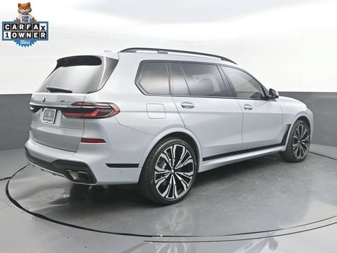 Used 2024 BMW X7 xDrive40i w/ Executive Package AWD/4WD image 7
