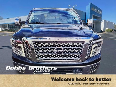Used 2017 Nissan Titan Platinum Reserve image 3