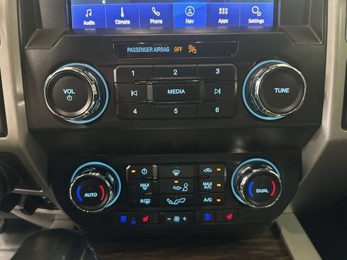 Certified 2020 Ford F150 Lariat w/ Max Trailer Tow Package AWD/4WD image 21