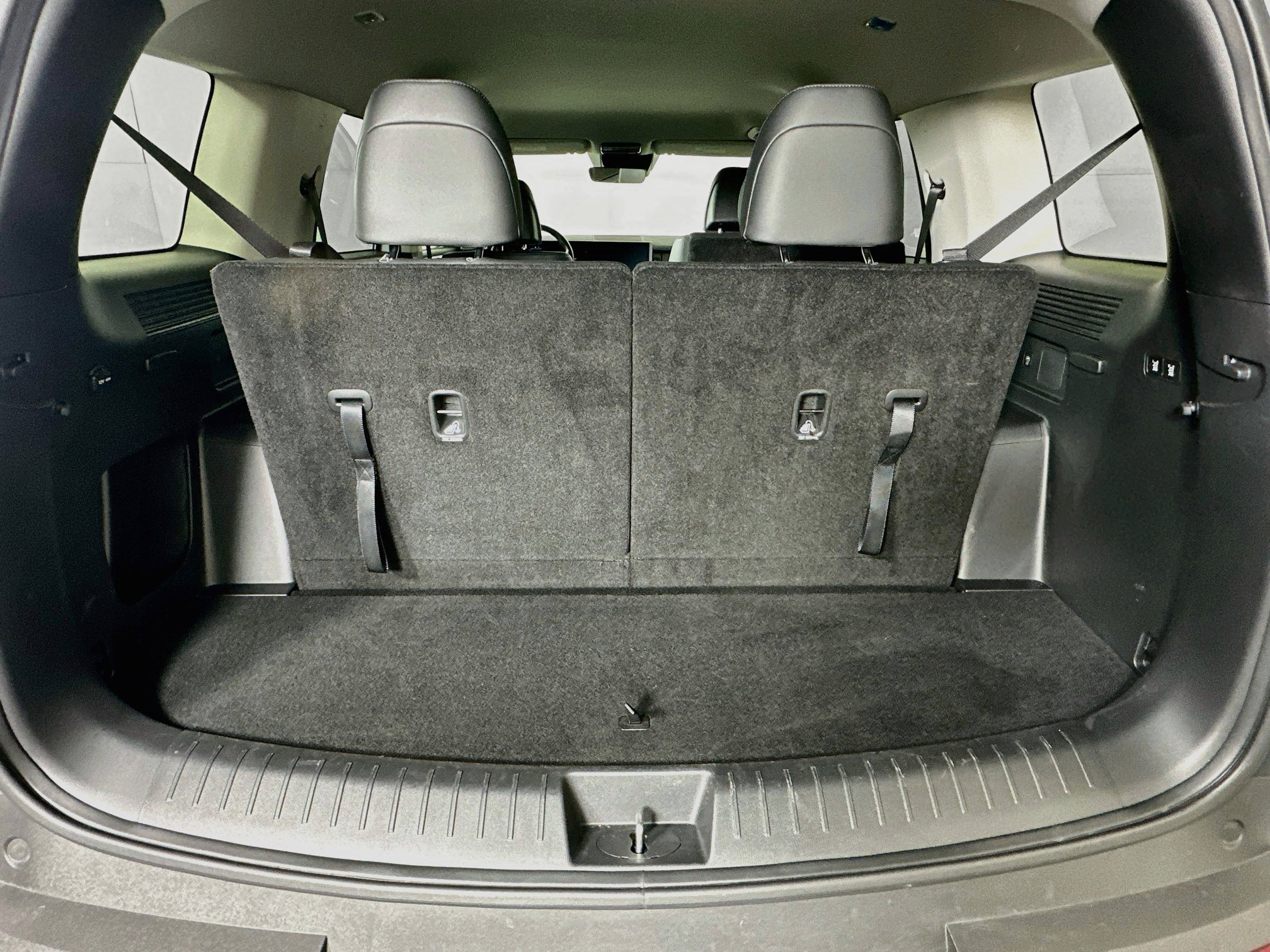 Used 2026 Hyundai Santa Fe SEL FWD image 29