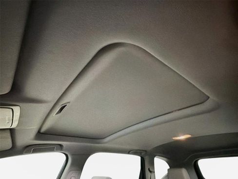 Used 2020 Honda CR-V Touring image 15