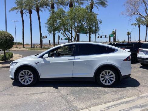 Used 2019 Tesla Model X Performance AWD/4WD image 4