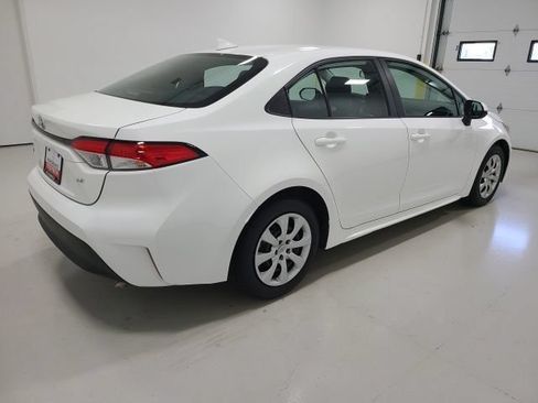 Used 2024 Toyota Corolla LE FWD image 6