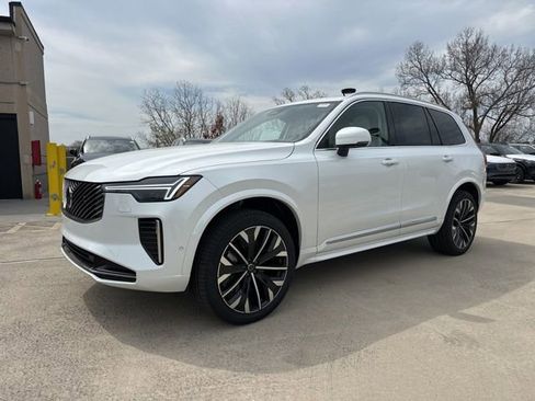 New 2026 Volvo XC90 B6 Ultra w/ Protection Package image 10