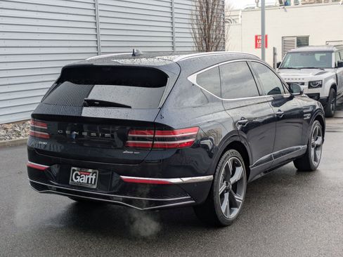 Used 2025 Genesis GV80 3.5T Prestige image 3