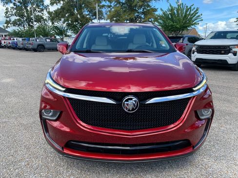 Used 2023 Buick Enclave Essence w/ Experience Buick Package FWD image 3