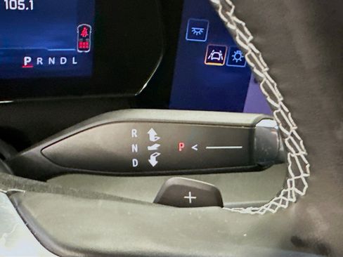 Used 2024 Chevrolet Traverse LS AWD/4WD image 25