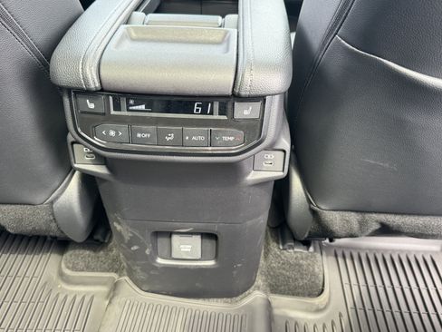 New 2026 Toyota Grand Highlander AWD Hybrid image 8
