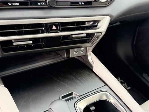Used 2024 Lexus RX 350h image 23