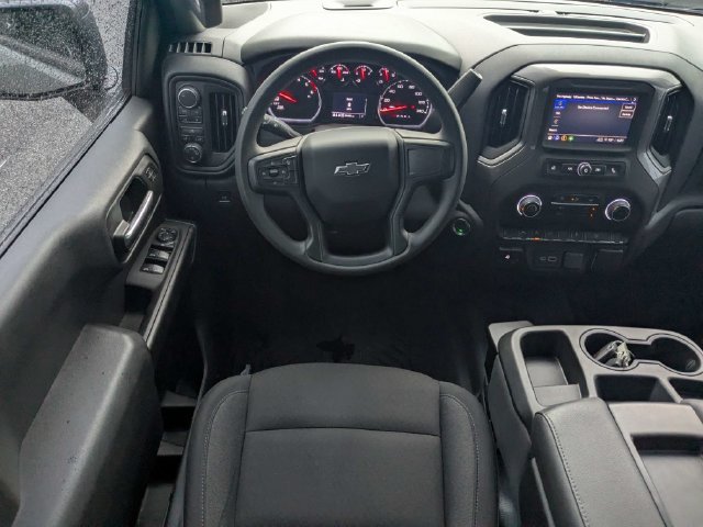 Used 2025 Chevrolet Silverado 1500 Custom Trail Boss AWD/4WD image 17