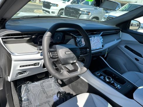 New 2026 Jeep Cherokee Laredo AWD/4WD image 21