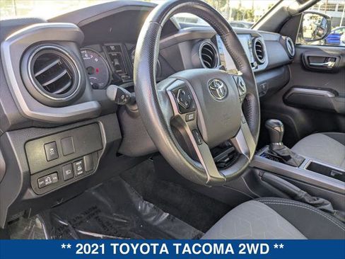 Used 2021 Toyota Tacoma TRD Sport image 12