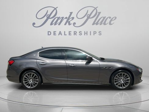 Used 2021 Maserati Ghibli RWD image 6