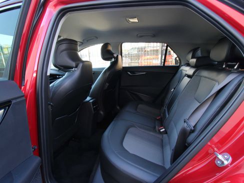 Used 2023 Kia Niro EX image 15