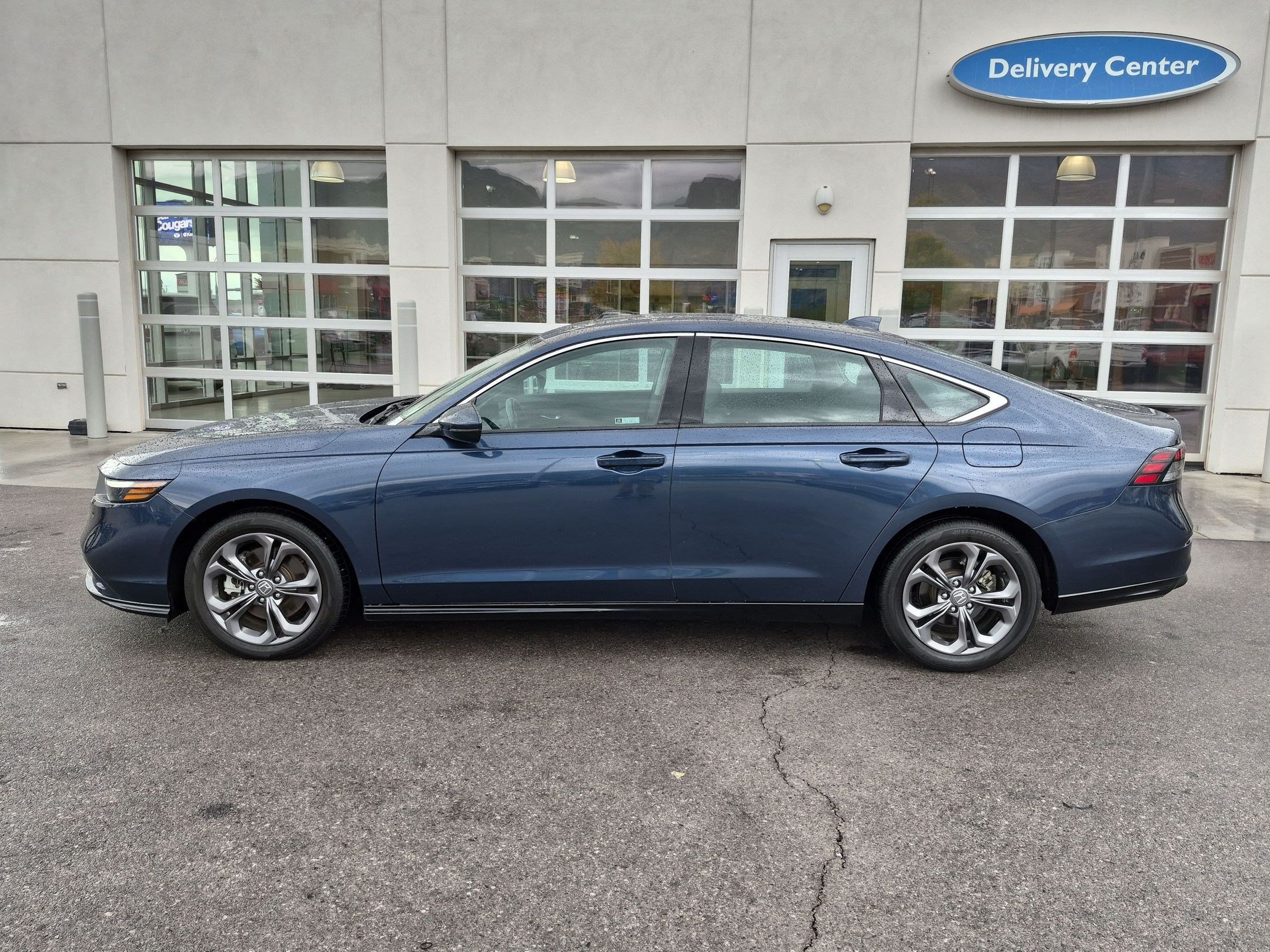 Used 2024 Honda Accord EX-L image 9
