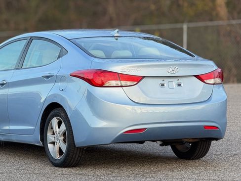 Used 2011 Hyundai Elantra GLS w/ Preferred Equipment Pkg 3 image 16