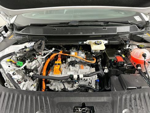 Used 2024 Chevrolet Equinox EV LT w/ LPO, All-Weather Mat Package FWD image 34