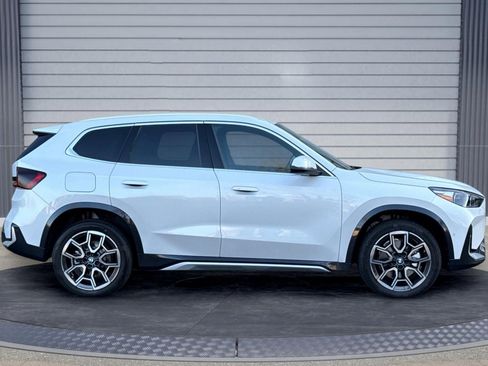 New 2026 BMW X1 xDrive28i w/ Technology Package image 3
