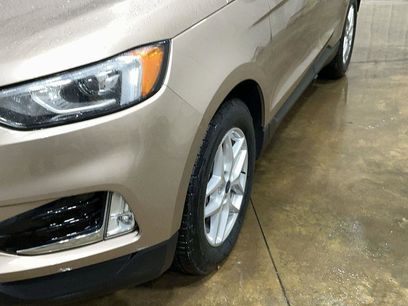 Certified 2021 Ford Edge SEL w/ Convenience Package