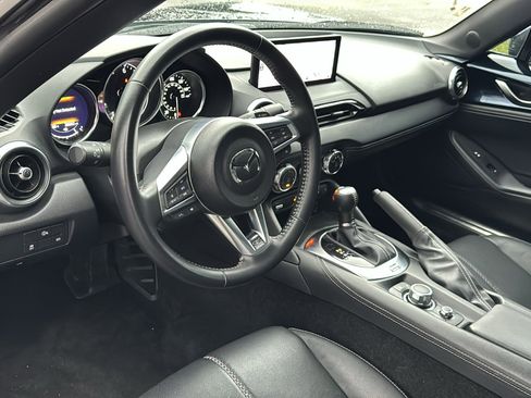 Certified 2025 MAZDA MX-5 Miata RF Grand Touring RWD image 12