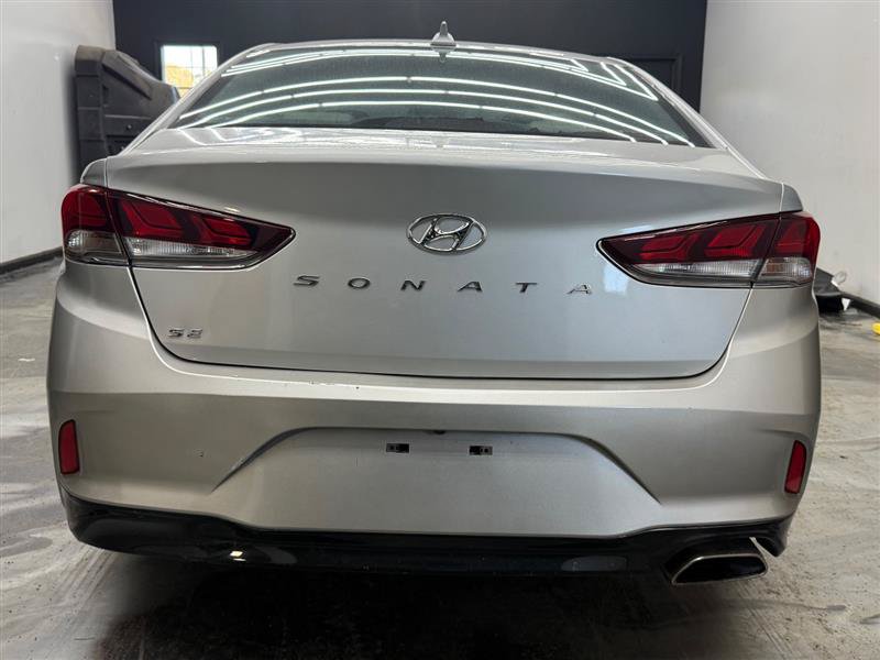 Used 2019 Hyundai Sonata Limited FWD image 4