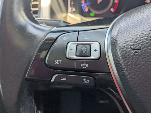 Used 2019 Volkswagen Atlas SEL Premium AWD/4WD image 17