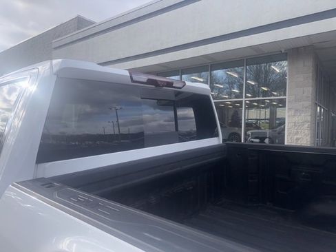 Used 2024 GMC Sierra 3500 Denali w/ Denali Reserve Package image 16