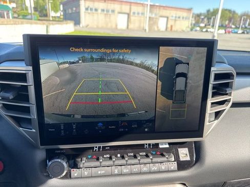 New 2026 Toyota Tundra Limited AWD/4WD image 26