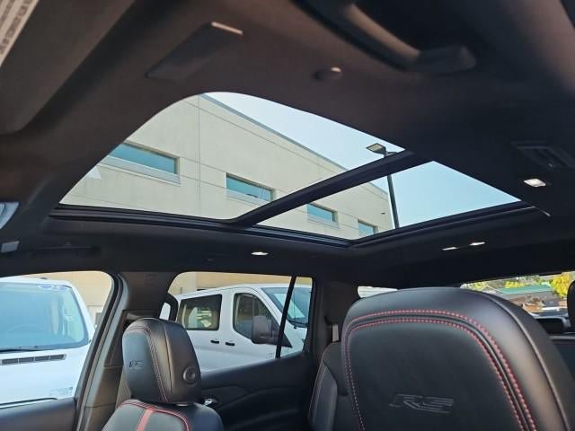 New 2027 Chevrolet Traverse RS FWD image 19