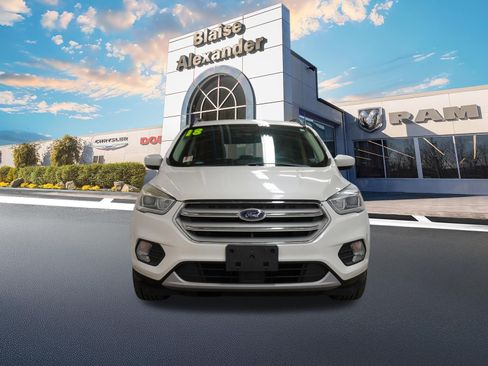 Used 2018 Ford Escape SEL w/ Ford Safe & Smart Package AWD/4WD image 8