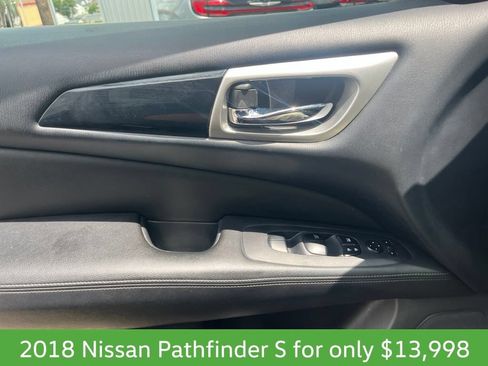 Used 2018 Nissan Pathfinder S AWD/4WD image 16