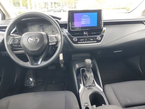 Used 2023 Toyota Corolla LE image 10