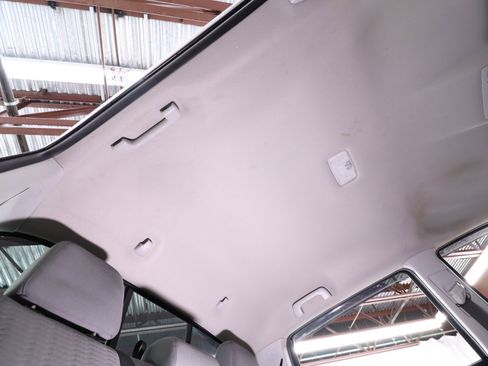 Used 2018 Toyota Tacoma SR image 48