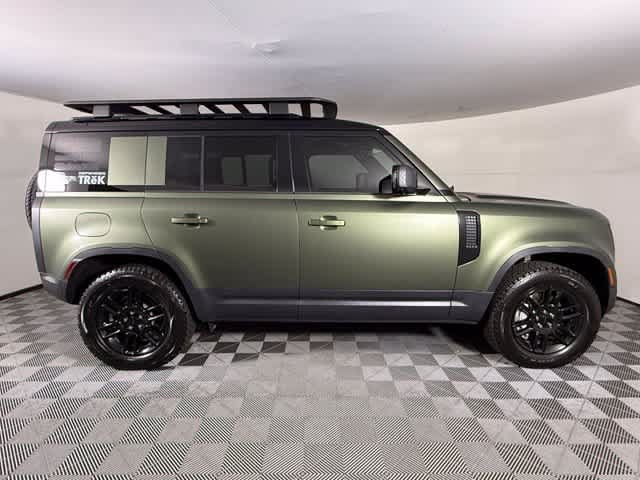 New 2026 Land Rover Defender 110 S AWD/4WD image 9