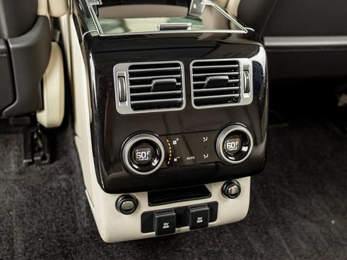 Used 2020 Land Rover Range Rover Long Wheelbase HSE image 22