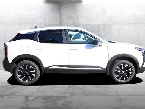 New 2026 Nissan Kicks SV AWD/4WD image 5