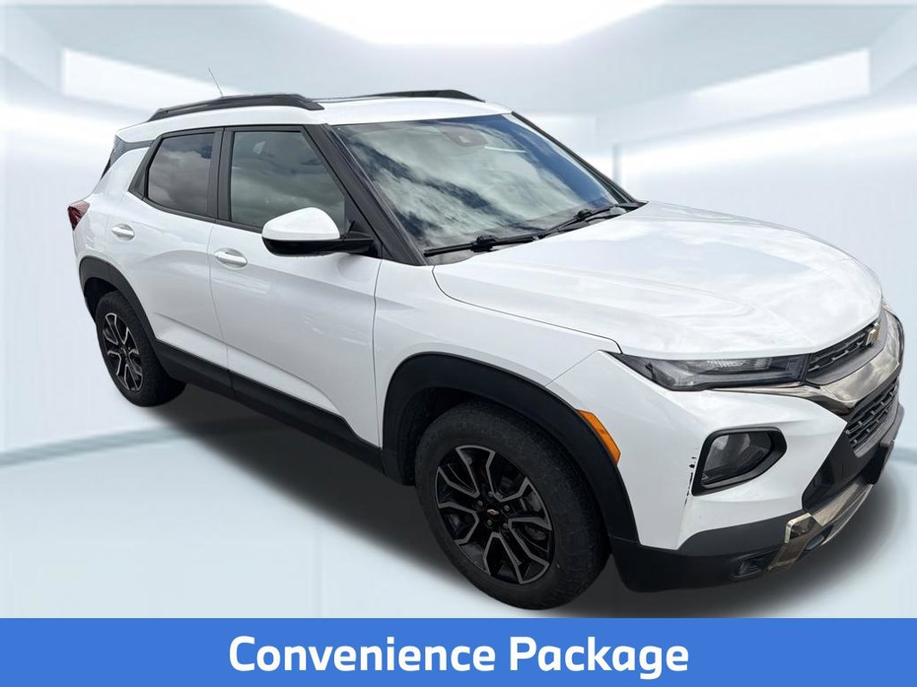 Used 2022 Chevrolet TrailBlazer ACTIV w/ Sun and Liftgate Package FWD image 5