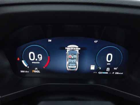 Used 2025 Ford Explorer Platinum image 10