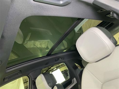 New 2026 Porsche Cayenne S image 18