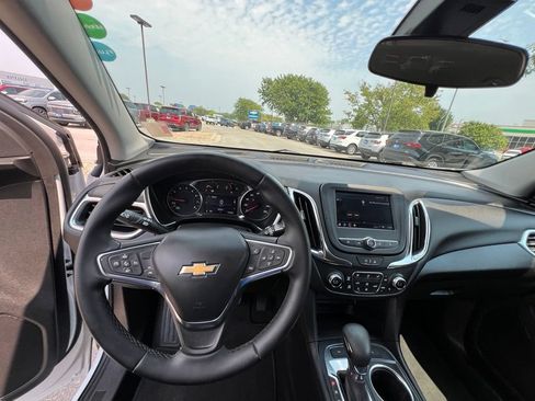 Used 2024 Chevrolet Equinox LT AWD/4WD image 41