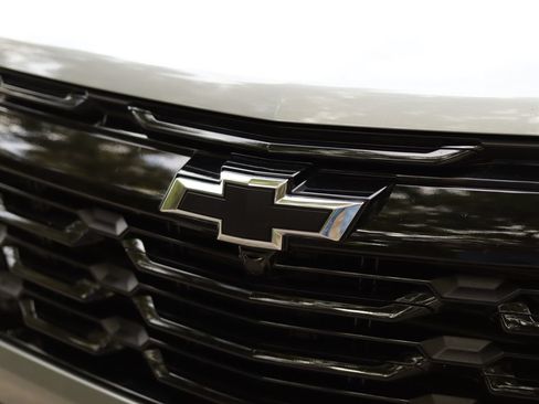 Used 2026 Chevrolet Equinox LT w/ Convenience Package II FWD image 35