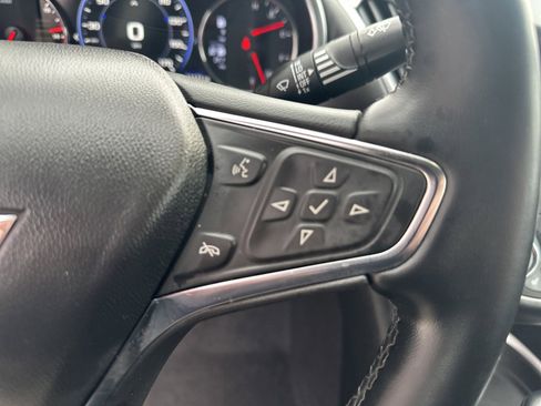 Used 2024 Chevrolet Malibu LT image 11