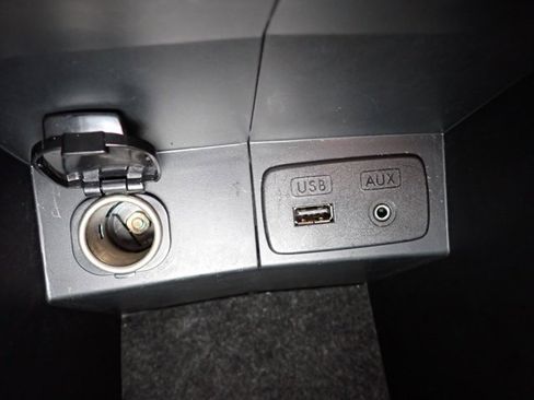 Used 2015 Subaru Forester 2.5i w/ Alloy Wheel Package image 21