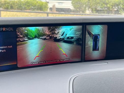 New 2026 Lincoln Nautilus Premier image 24